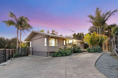 Photo of property in 32b Lyttelton Avenue, Forrest Hill, Auckland, 0620