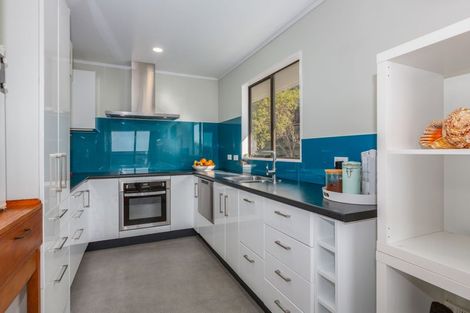 Photo of property in 31a Bodmin Terrace, Camborne, Porirua, 5026