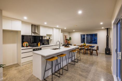 Photo of property in 166 Waimate Road North, Kerikeri, 0293