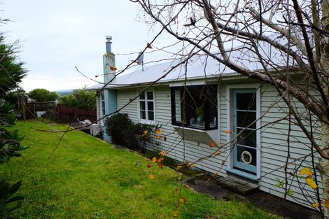 Photo of property in 9 Bell Street, Tawa, Wellington, 5028