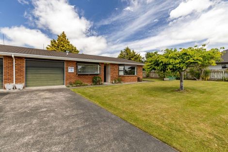 Photo of property in 13 Barnett Drive, Marton, 4710