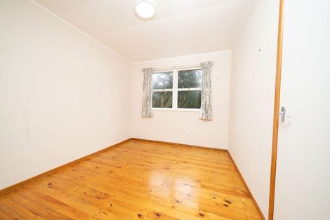 Photo of property in 87 Valley Road, Hikurangi, 0114