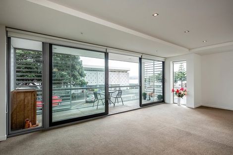 Photo of property in Mariner, 1a/140 Oriental Parade, Oriental Bay, Wellington, 6011