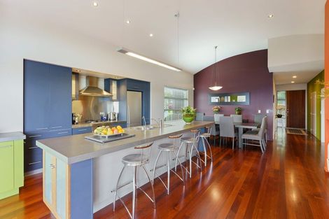 Photo of property in 110 Winara Avenue, Waikanae, 5036