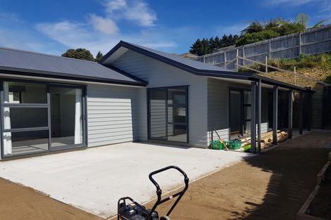 Photo of property in 58a Leicester Street, Cannons Creek, Porirua, 5024