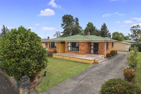 Photo of property in 64 Pine Avenue, Melville, Hamilton, 3206