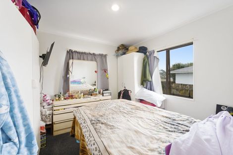 Photo of property in 50 Barrys Road, Glendene, Auckland, 0602