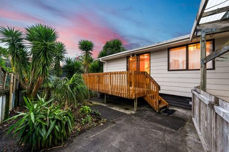 Photo of property in 3/17 Glen Road, Ranui, Auckland, 0612