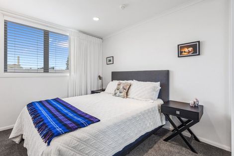 Photo of property in Salisbury Crown, 5/7 Salisbury Avenue, Mount Maunganui, 3116