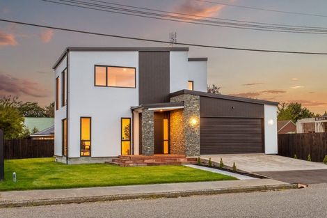 Photo of property in 26 Field Terrace, Upper Riccarton, Christchurch, 8041