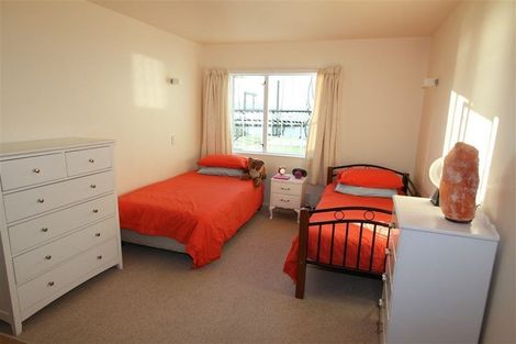 Photo of property in 152 Saint Andrews Road, Plimmerton, Porirua, 5026