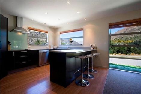 Photo of property in 6 Morning Star Terrace, Arthurs Point, Queenstown, 9371