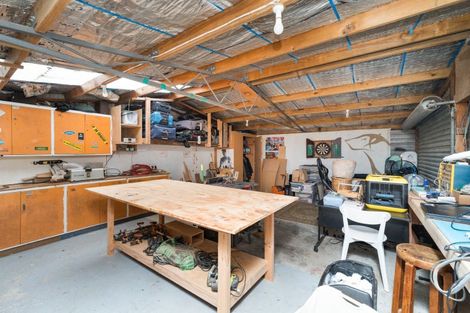 Photo of property in 6 Patea Place, Terrace End, Palmerston North, 4410