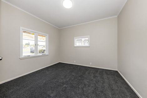 Photo of property in 2/16 Gordon Road, Papatoetoe, Auckland, 2025
