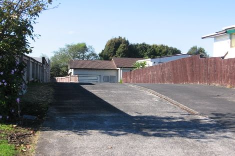 Photo of property in 19 Bodi Place, Te Atatu South, Auckland, 0610