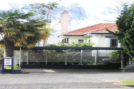 Photo of property in 31 Fourth Avenue, Tauranga, 3110