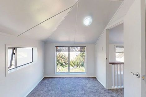 Photo of property in 141 Grant Road, Thorndon, Wellington, 6011