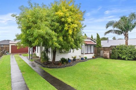 Photo of property in 37 Martyn Street, Waiuku, 2123