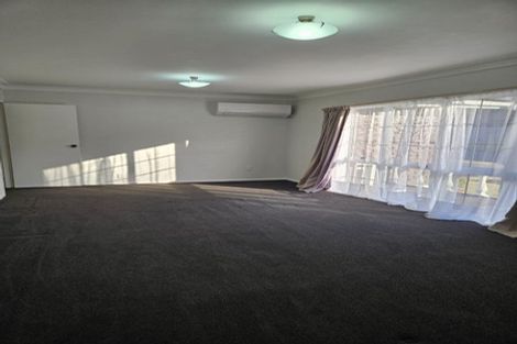 Photo of property in 12 Pentland Place, Highlands Park, New Plymouth, 4312
