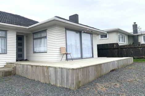 Photo of property in 27 Orchard Rise, Rosehill, Papakura, 2113