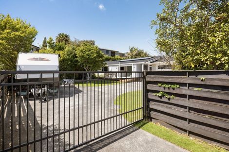 Photo of property in 16 Shelley Street, Otumoetai, Tauranga, 3110