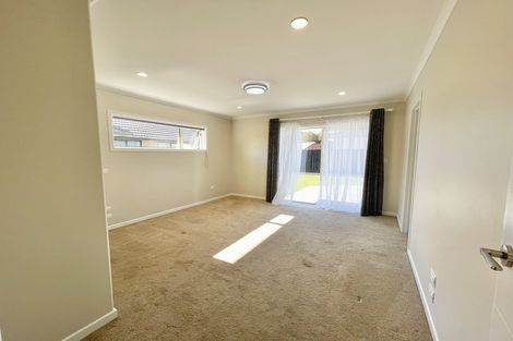 Photo of property in 54 Sirius Crescent, Rototuna North, Hamilton, 3210