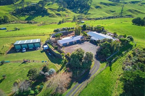 Photo of property in 996 Awhitu Road, Pollok, Waiuku, 2683
