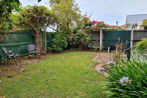 Photo of property in 17 Mckellar Place, Hornby, Christchurch, 8042