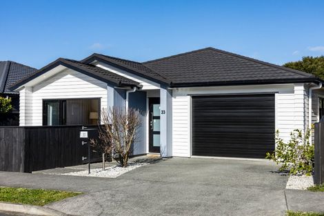 Photo of property in 33 Makete Crescent, Hobsonville, Auckland, 0618