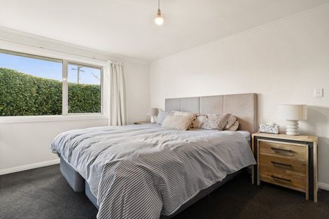 Photo of property in 35 Glendevon Place, Vauxhall, Dunedin, 9013