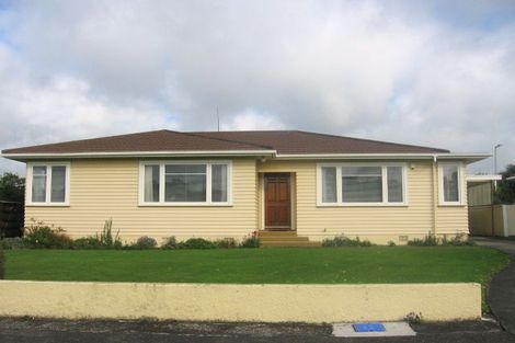 Photo of property in 18 Gloucester Street, Takaro, Palmerston North, 4412