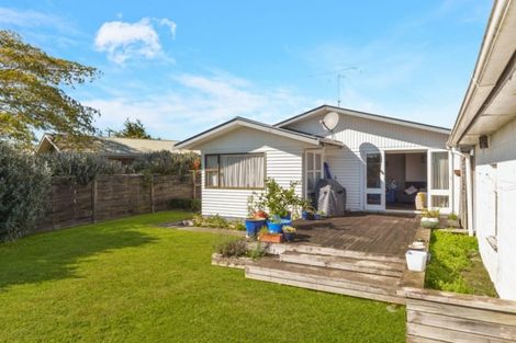 Photo of property in 55 Mears Road, St Andrews, Hamilton, 3200