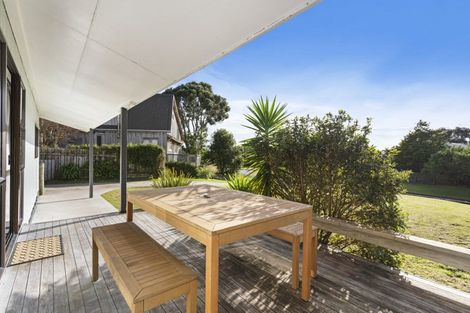 Photo of property in 309 Linton Crescent, Whangamata, 3620