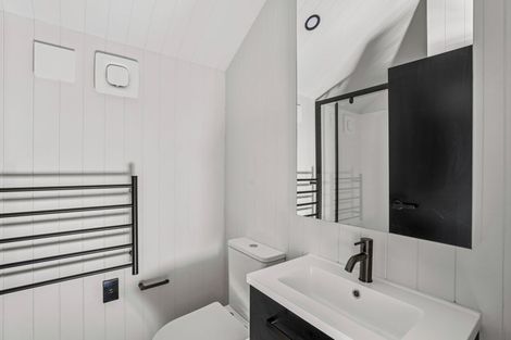 Photo of property in 3 O'meara Street, Swanson, Auckland, 0614