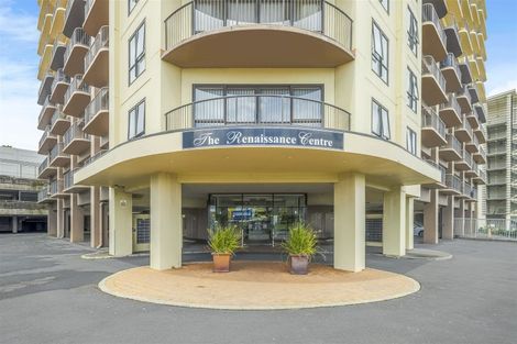Photo of property in The Rennaissance, 10e/18 Ronwood Avenue, Manukau, Auckland, 2104