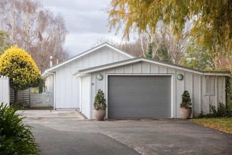 Photo of property in 32 Te Aute Road, Havelock North, 4130