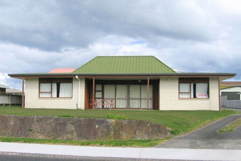 Photo of property in 207a Beach Road, Whangamata, 3620