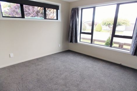 Photo of property in 2 Fergus Square, Te Anau, 9600
