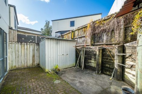Photo of property in 11 Rakich Place, Henderson, Auckland, 0612