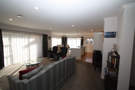 Photo of property in 32 Bulteel Street, New Plymouth, 4310