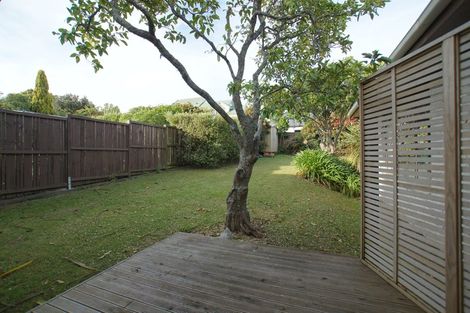 Photo of property in 2/25 Saxon Street, Waterview, Auckland, 1026