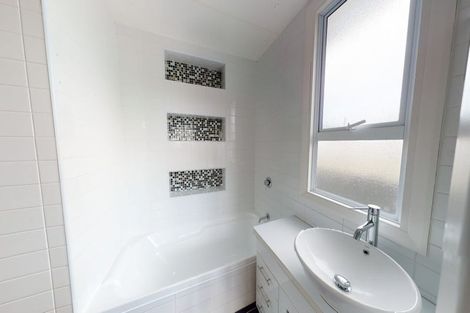 Photo of property in 12 Vera Street, Marton, 4710