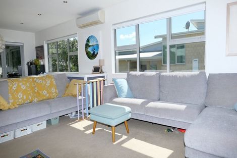 Photo of property in 61 Hillcrest Road North, Raumati Beach, Paraparaumu, 5032