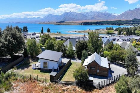Photo of property in 21 Aorangi Crescent, Lake Tekapo, 7999