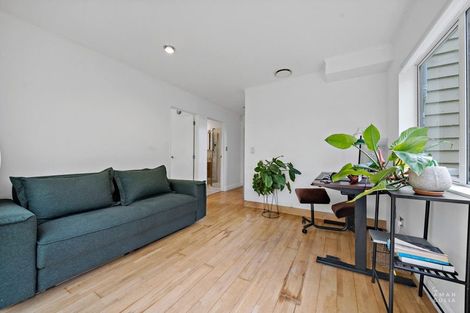 Photo of property in 82e Verbena Road, Birkdale, Auckland, 0626