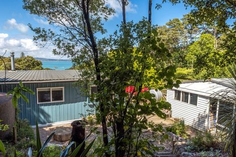 Photo of property in 61 Fairview Crescent, Omiha, Waiheke Island, 1081