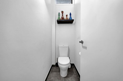 Photo of property in 8 Aberdeen Road, Campbells Bay, Auckland, 0620