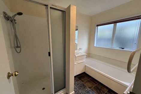 Photo of property in 1/169 Whites Line East, Waiwhetu, Lower Hutt, 5010