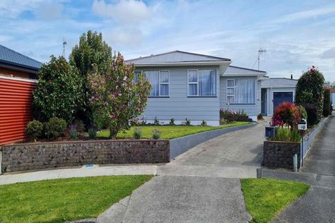 Photo of property in 3 Bruce Place, Highbury, Palmerston North, 4412