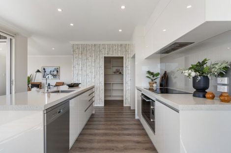 Photo of property in 1 Charlotte Drive, Omokoroa, 3114